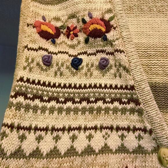 White Stag Knit Floral Cardigan Vest - Great Condition! - Picture 4 of 6